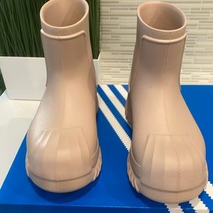 Adidas Women’s Adifom Superstar Boot